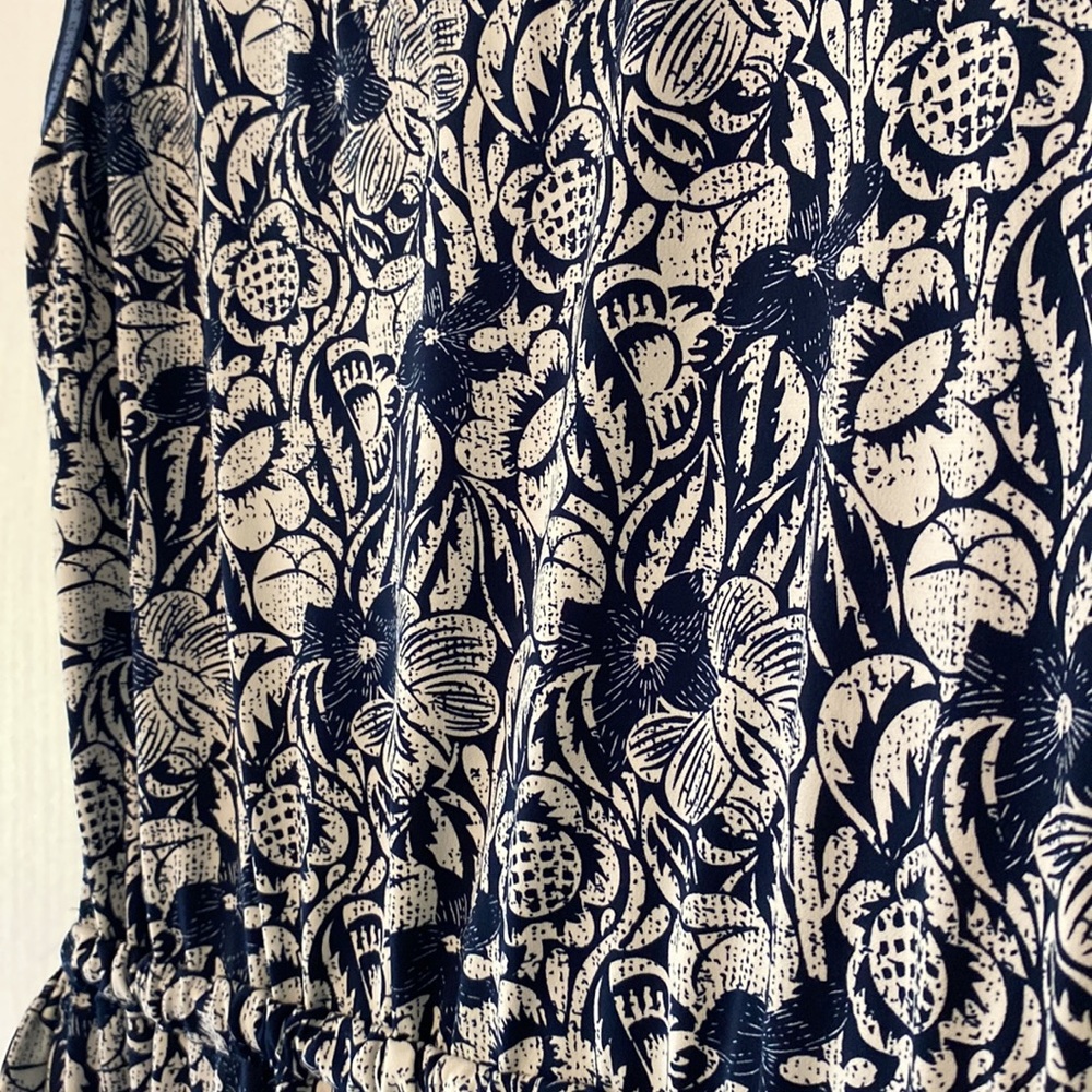 Max Studio Sleeveless Cropped Jumpsuit - Picture 4 of 14